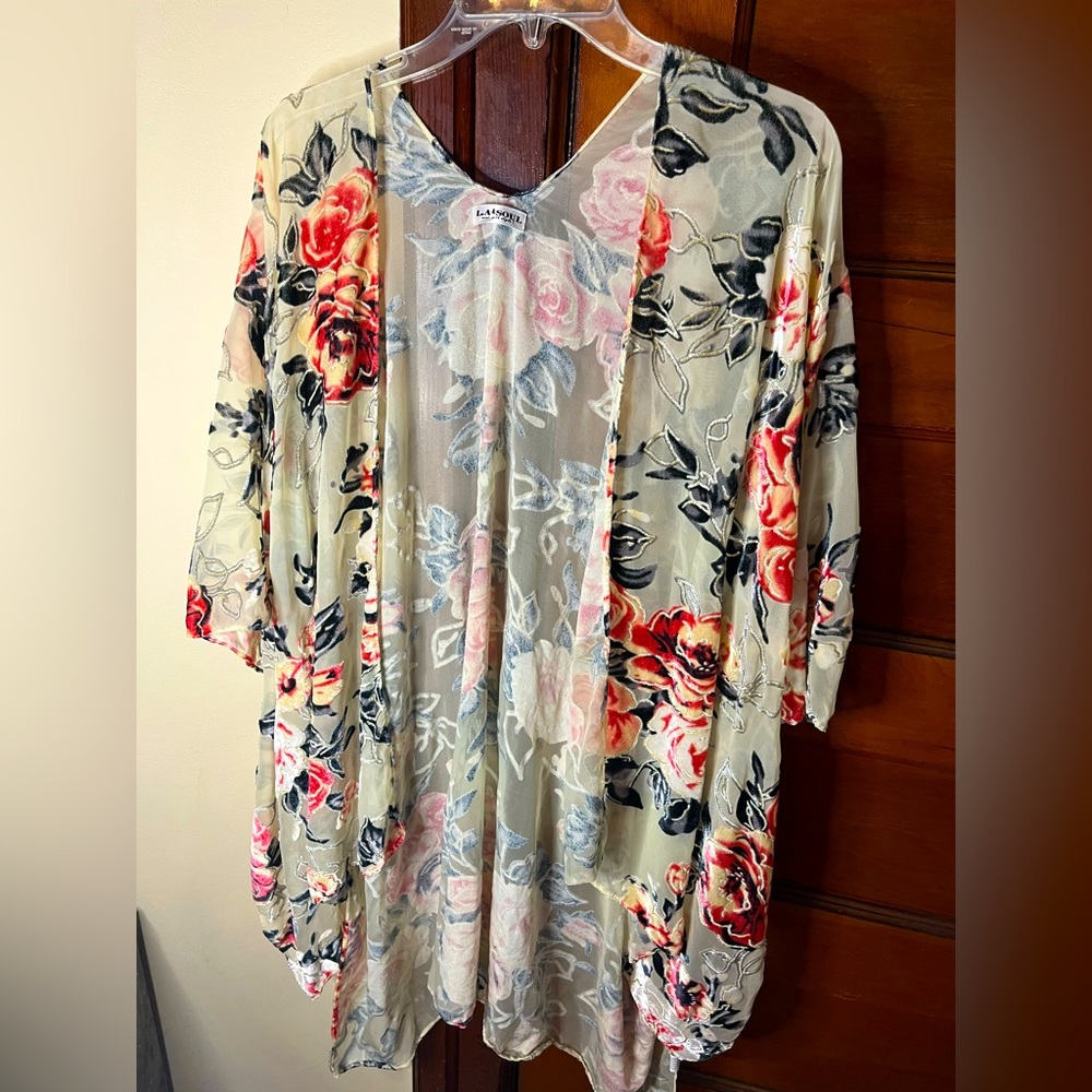 Beautiful Velvet, Mesh and Glitter Accent Floral Kimono